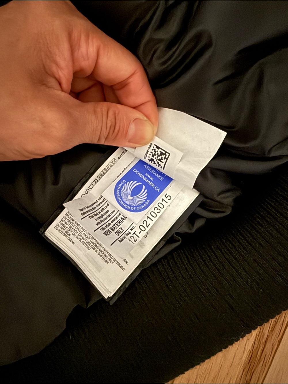 Like new Canada Goose Bomber Jacket with Sherpa Collar - Picture 8 of 15